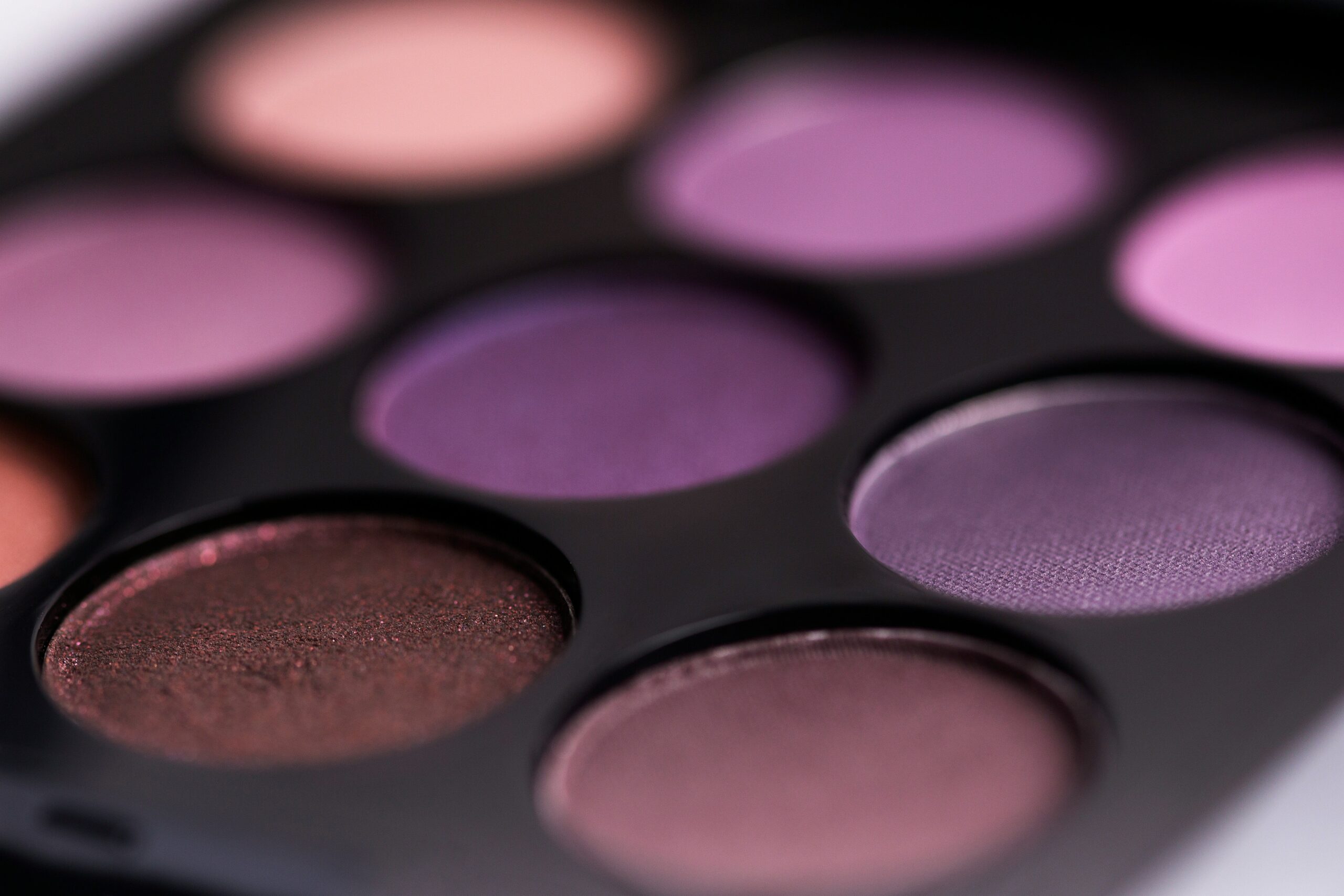 Why an All-in-One Palette is the Ultimate Game-Changer for Your Makeup Routine