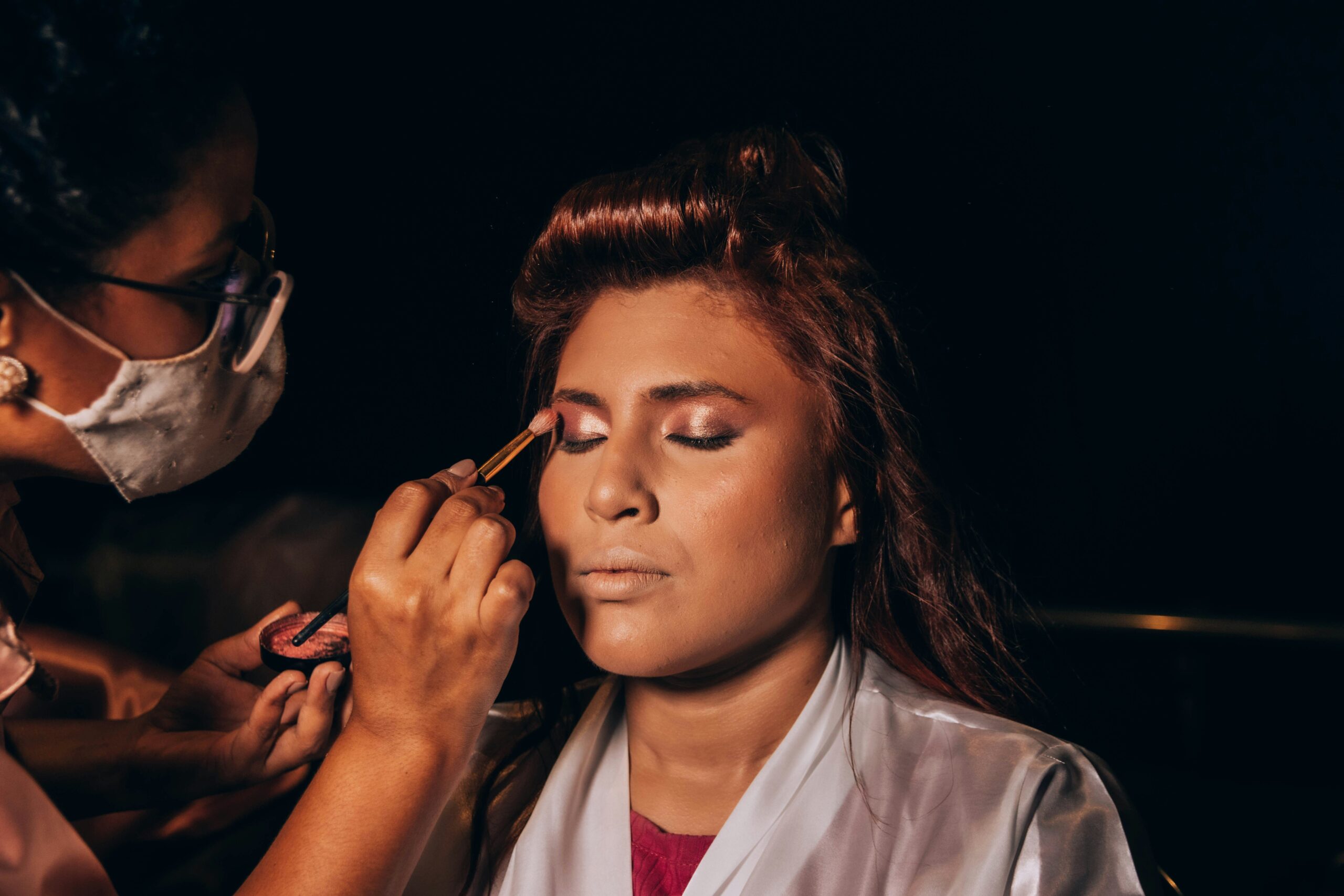 Why Your Makeup Bag Needs a Glitter Eyeshadow Palette (And How to Use It Like a Pro)