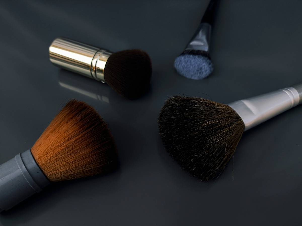 Comparison chart highlighting different types of even tone palettes.